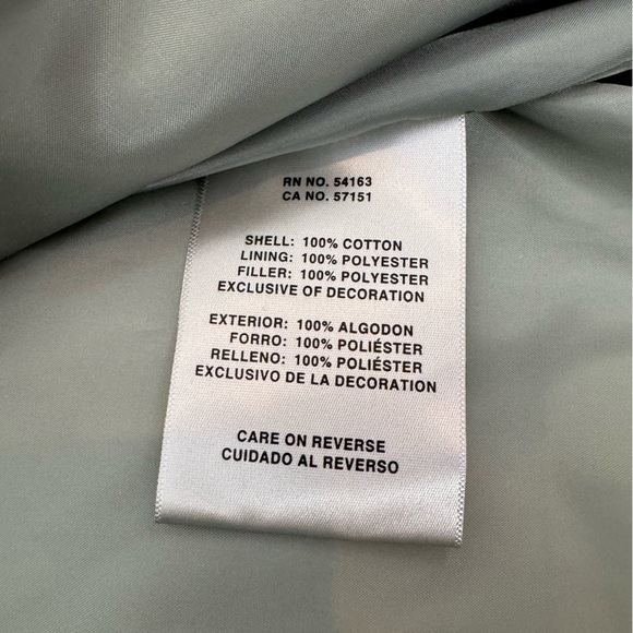 Levi’s Zoe Corduroy Puffer Jacket in Mint Size Extra Large - Picture 10 of 13